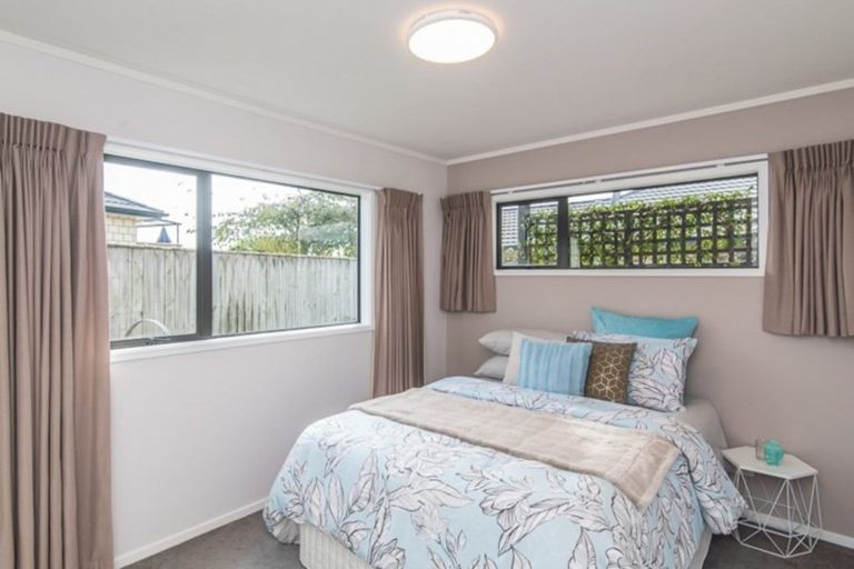 Photo of property in 79 The Drive, Paraparaumu Beach, Paraparaumu, 5032