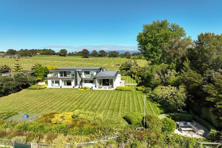 Photo of property in 76 Admirals Way, Ruby Bay, Mapua, 7173