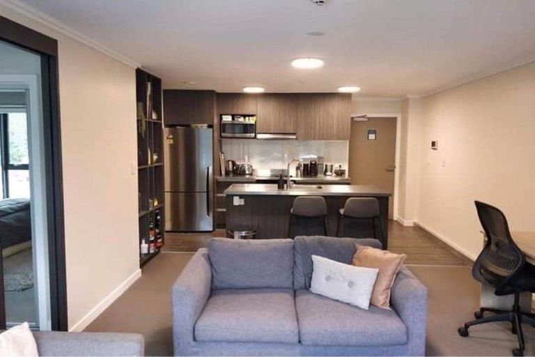 Photo of property in Frame Apartments, 1003/111 Molesworth Street, Thorndon, Wellington, 6011