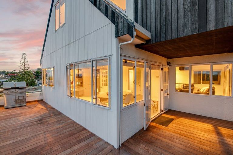 Photo of property in 21a Monyash Road, Manly, Whangaparaoa, 0930