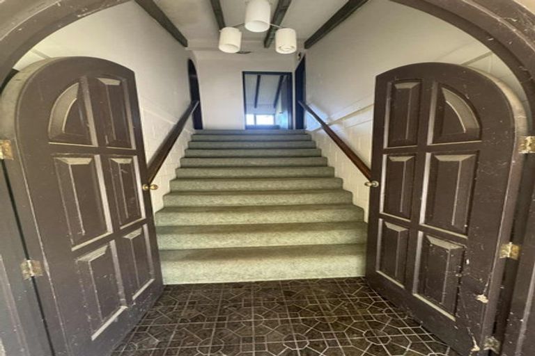 Photo of property in 83 Landsdowne Terrace, Cashmere, Christchurch, 8022