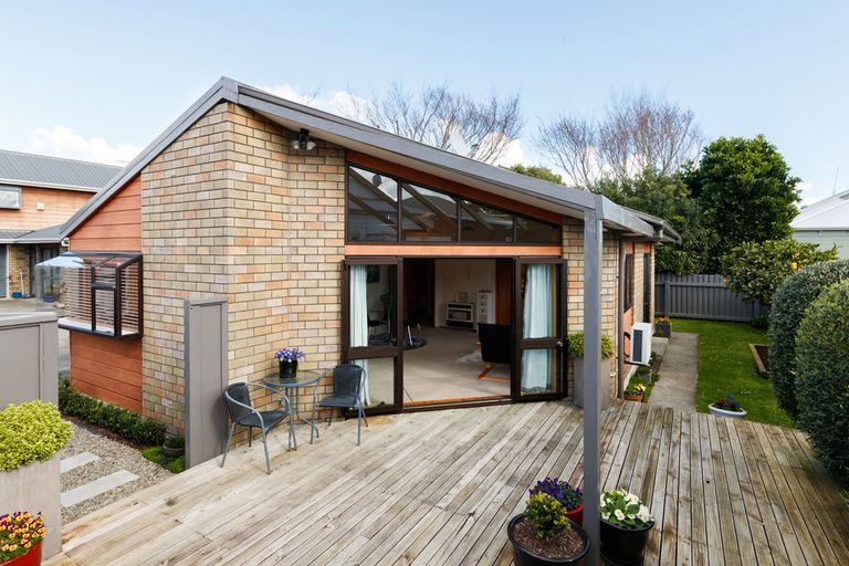 Photo of property in 30a Campbell Street, Palmerston North, 4410