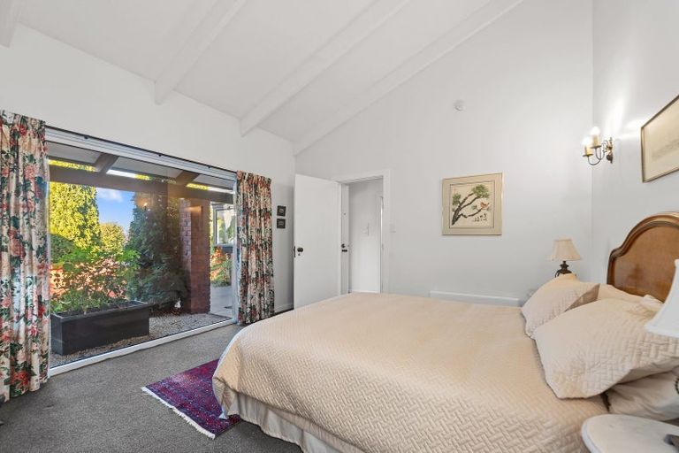 Photo of property in 2/62 Murray Place, St Albans, Christchurch, 8014