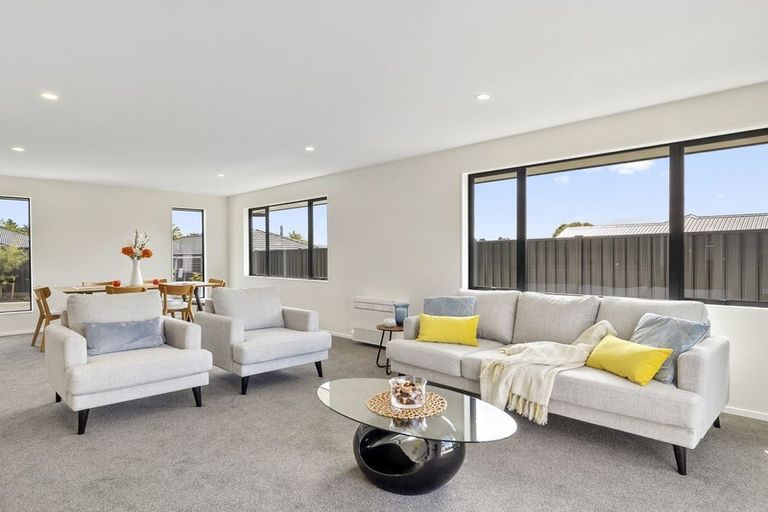 Photo of property in 8 Magnolia Lane, Mosgiel, 9024