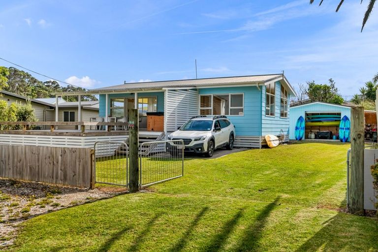 Photo of property in 744 Taiharuru Road, Taiharuru, Parua Bay, 0192