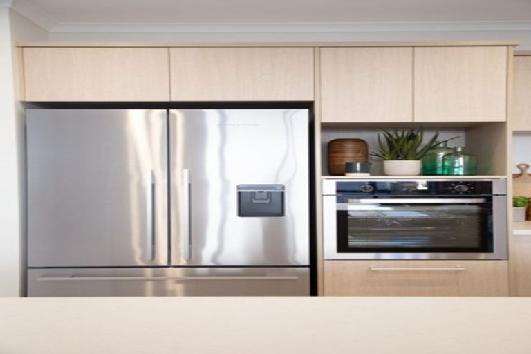 Photo of property in 8 Pepene Avenue, Takanini, 2112