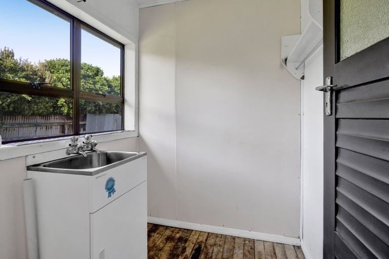 Photo of property in 3 Hickey Place, Opunake, 4616