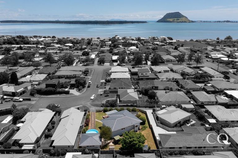 Photo of property in 13 Lilac Place, Otumoetai, Tauranga, 3110