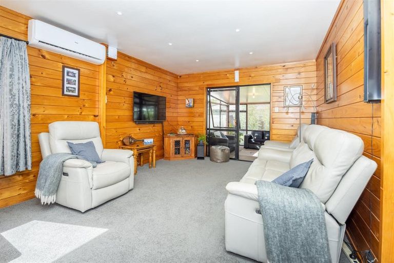 Photo of property in 13 Cromwell Drive, Fitzroy, Hamilton, 3206