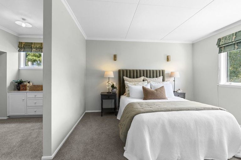 Photo of property in 76a Mangorei Road, Strandon, New Plymouth, 4312