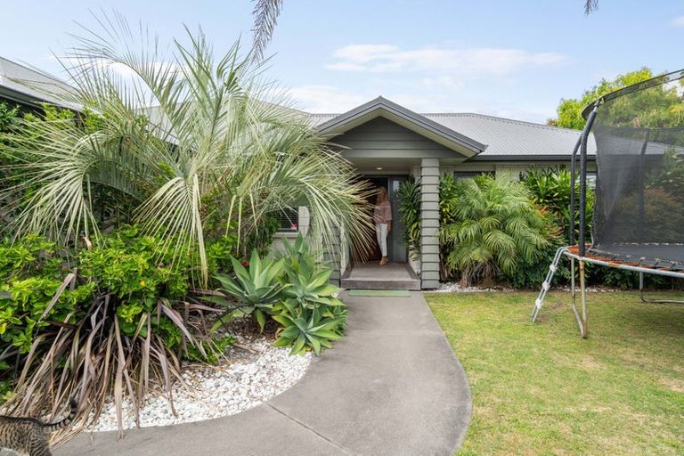 Photo of property in 24 Raiha Street, Papamoa Beach, Papamoa, 3118