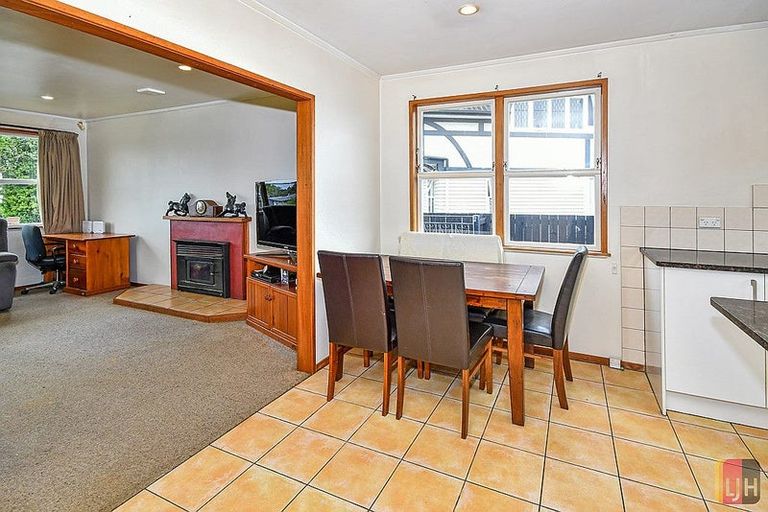 Photo of property in 12 Goodwin Drive, Rosehill, Papakura, 2113