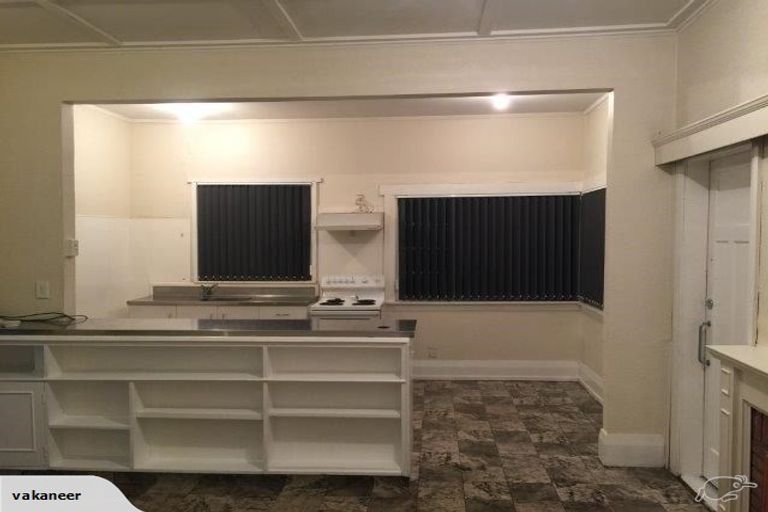 Photo of property in 72 Hall Avenue, Otahuhu, Auckland, 1062