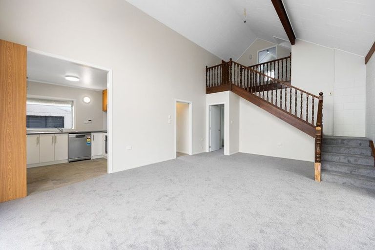 Photo of property in 13 Green Lane, Hawera, 4610