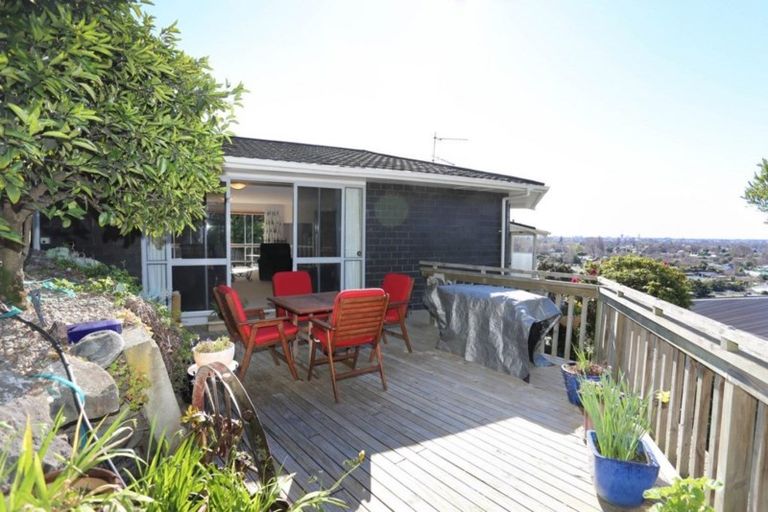 Photo of property in 11 Roseneath Place, Cashmere, Christchurch, 8022