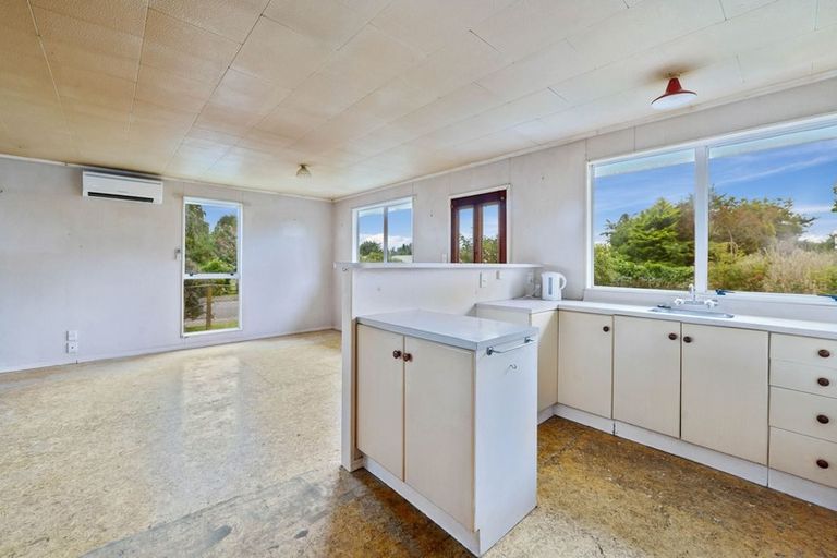 Photo of property in 10 Hannah Road, Hannahs Bay, Rotorua, 3010