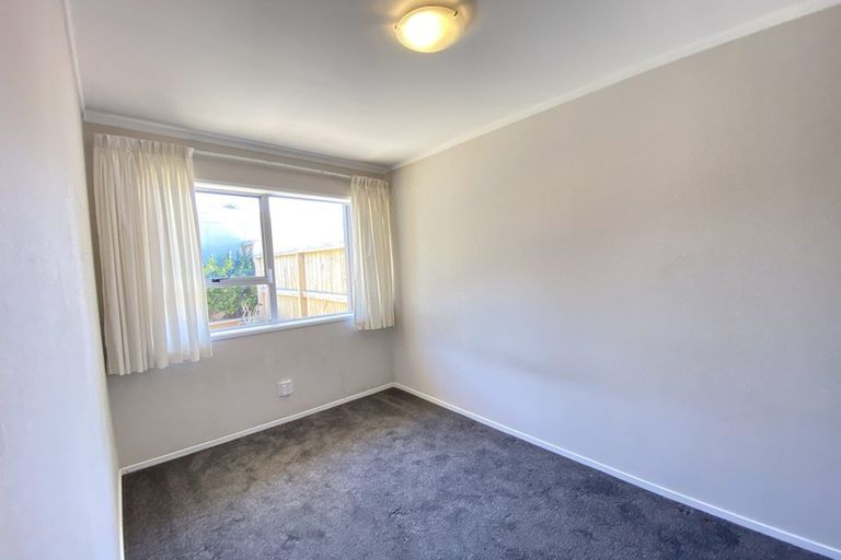 Photo of property in 1/6a Poseidon Place, Half Moon Bay, Auckland, 2012