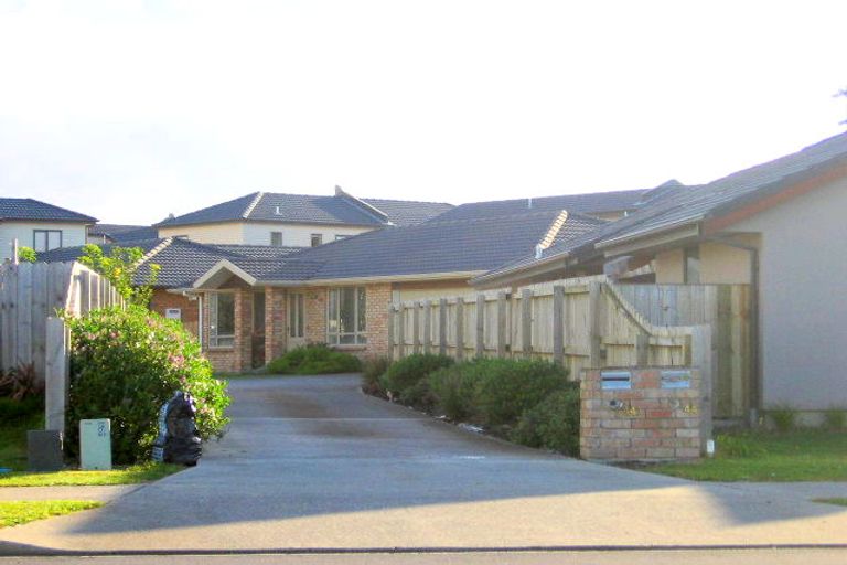 Photo of property in 44 Redcastle Drive, East Tamaki, Auckland, 2013