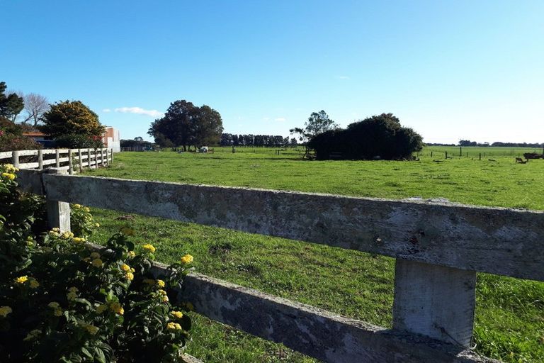 Photo of property in 68 Otaraoa Road, Motunui, Waitara, 4383