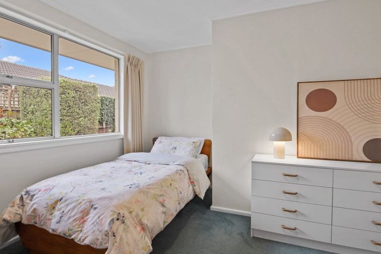 Photo of property in 52 Whitby Street, Burnside, Christchurch, 8053