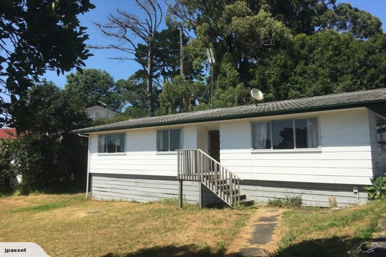 Photo of property in 80 Salamanca Road, Sunnynook, Auckland, 0620