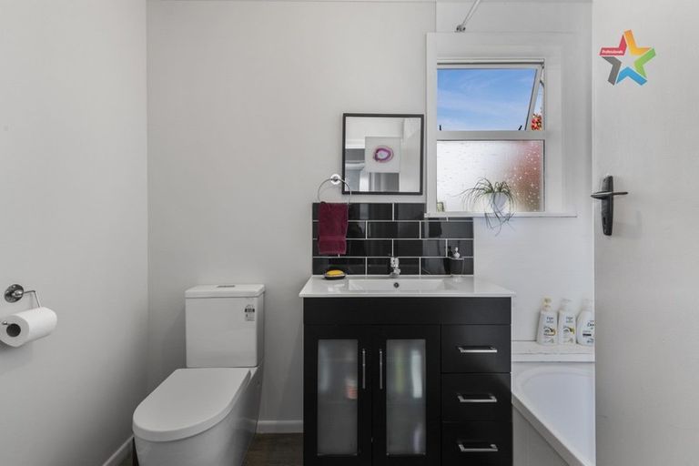 Photo of property in 36 Wellington Road, Wainuiomata, Lower Hutt, 5014