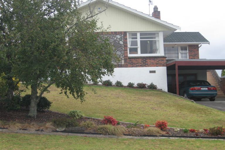 Photo of property in 49 Chequers Avenue, Glenfield, Auckland, 0629