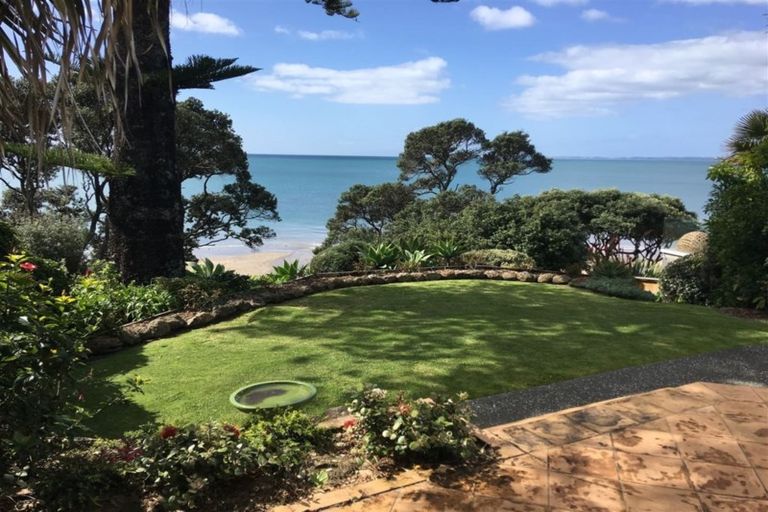 Photo of property in 32 Whitby Crescent, Mairangi Bay, Auckland, 0630