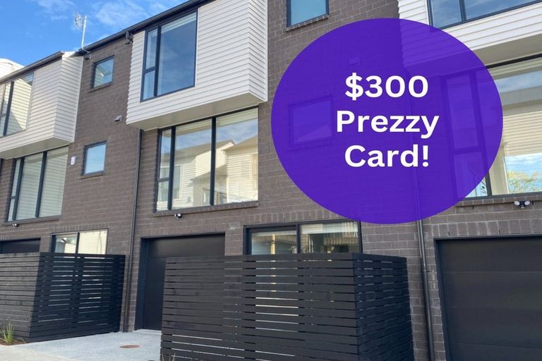 Photo of property in 4/1 Fruitvale Road, New Lynn, Auckland, 0600