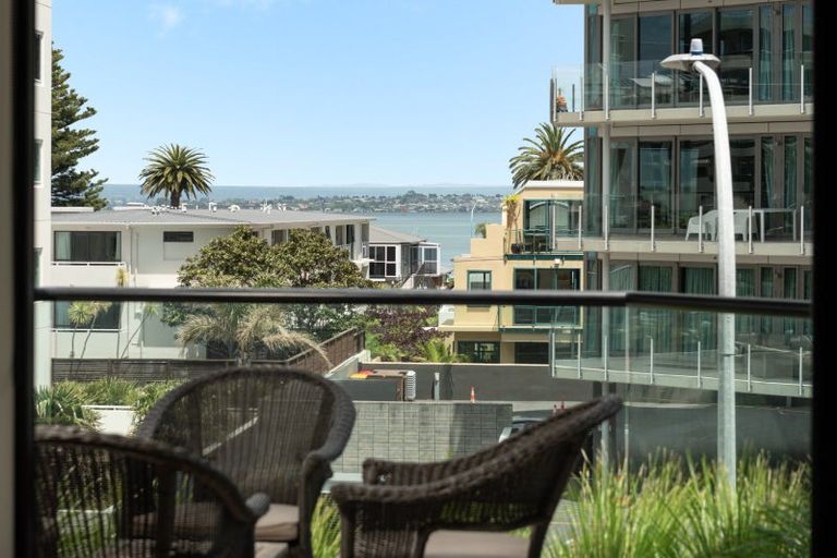 Photo of property in 1/11p Maunganui Road, Mount Maunganui, 3116