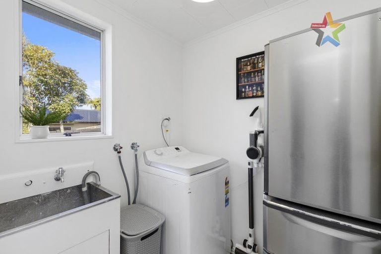 Photo of property in 187a Major Drive, Kelson, Lower Hutt, 5010