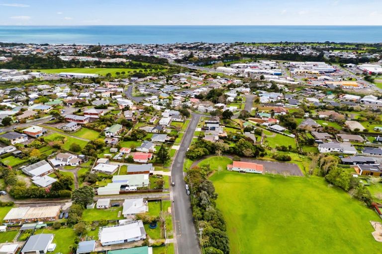 Photo of property in 16a Alberta Road, Glen Avon, New Plymouth, 4312
