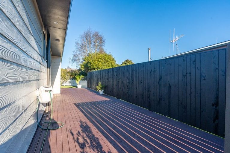 Photo of property in 8 Bruton Place, Nawton, Hamilton, 3200