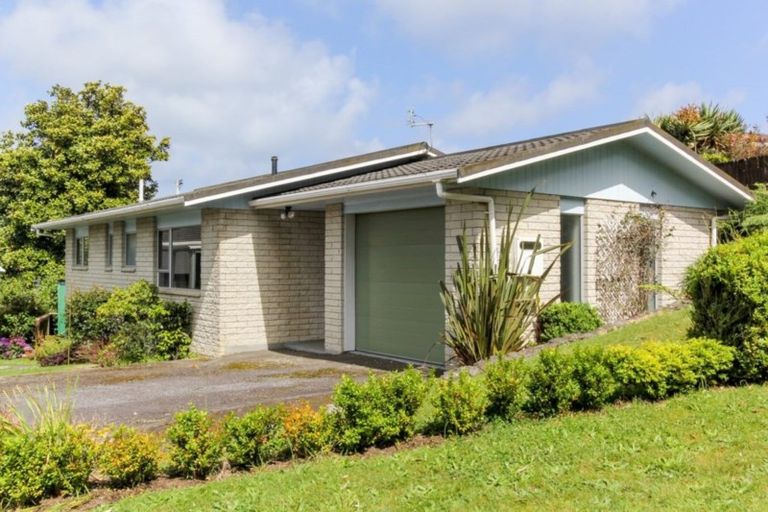 Photo of property in 1/4 Calvert Road, Moturoa, New Plymouth, 4310