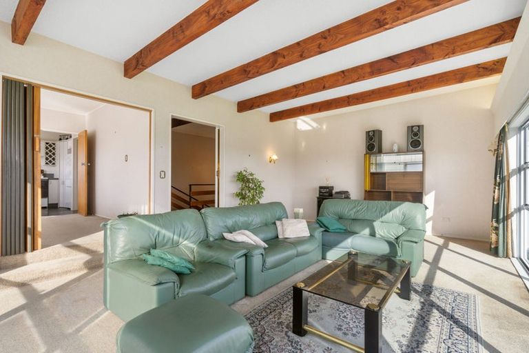 Photo of property in 32 Lancaster Street, Levin, 5510