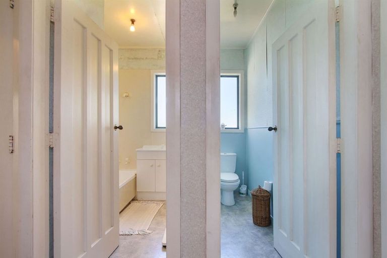 Photo of property in 453 Clarks Beach Road, Waiau Pa, Pukekohe, 2679