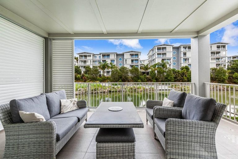 Photo of property in 19 Parkside Drive, Orewa, 0931