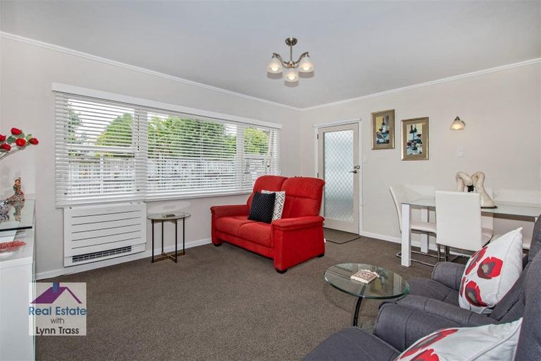 Photo of property in 11 Lupton Avenue, Kensington, Whangarei, 0112