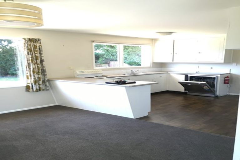 Photo of property in 20 Patterson Terrace, Halswell, Christchurch, 8025