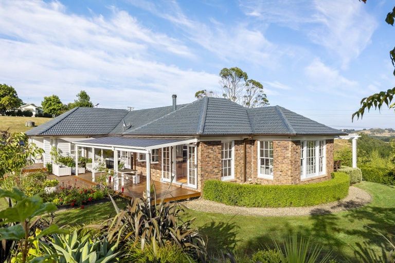 Photo of property in 183 Jones Road, Hunua, Papakura, 2583