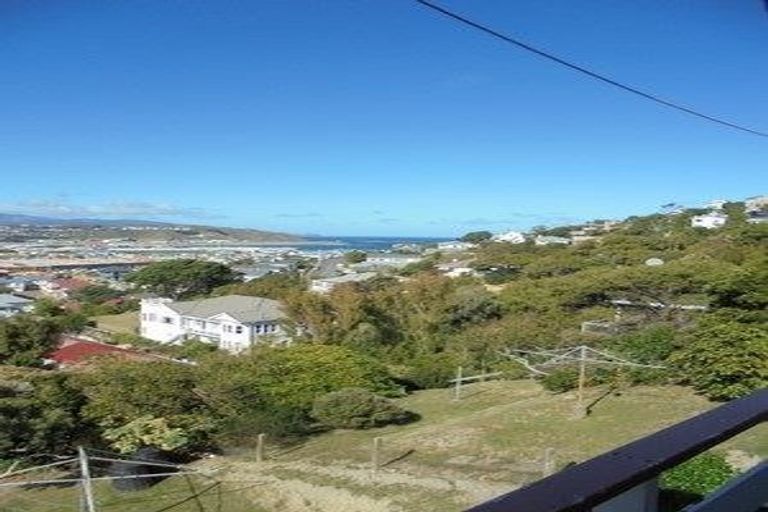 Photo of property in 77 Duncan Terrace, Kilbirnie, Wellington, 6022