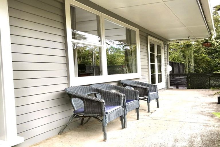 Photo of property in 1060 Sandspit Road, Sandspit, Warkworth, 0982