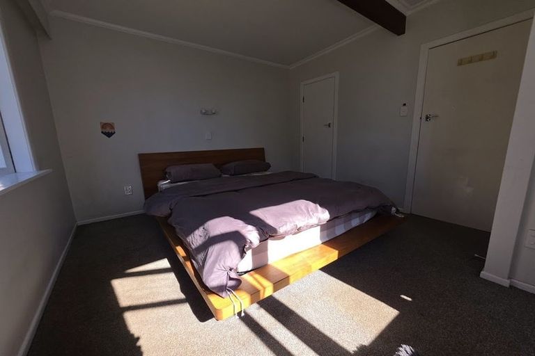 Photo of property in 24 Alexander Road, Raumati Beach, Paraparaumu, 5032