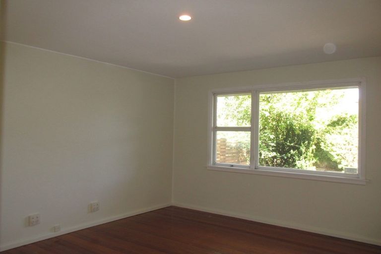 Photo of property in 1/139 Totara Street, Riccarton, Christchurch, 8041