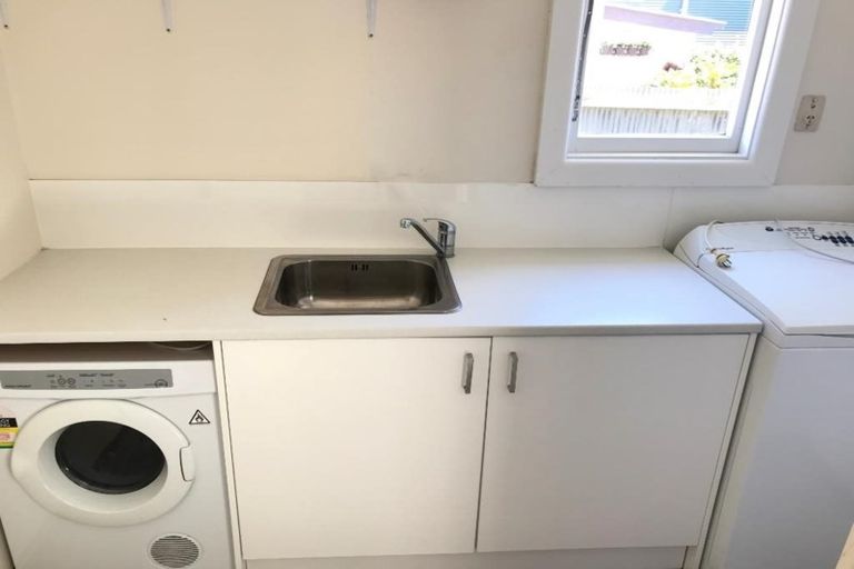 Photo of property in 21 Berry Street, St Albans, Christchurch, 8014