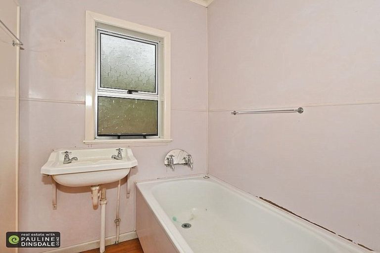 Photo of property in 400 Crane Road, Kauri, Kamo, 0185