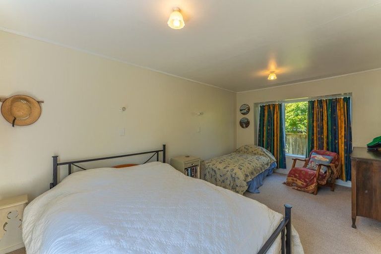 Photo of property in 25 Te Moana Road, Waikanae Beach, Waikanae, 5036