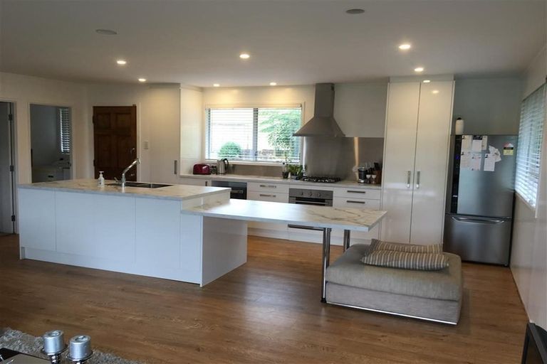 Photo of property in 33 Archers Road, Hillcrest, Auckland, 0629