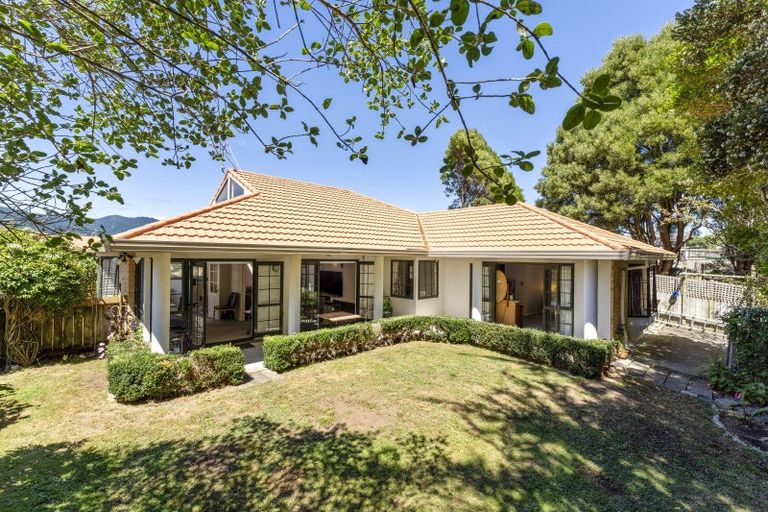 Photo of property in 71 Campbell Avenue, Paraparaumu, 5032