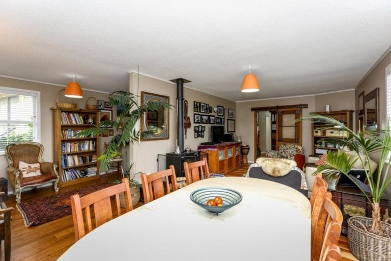 Photo of property in 37 Belair Avenue, Blagdon, New Plymouth, 4310